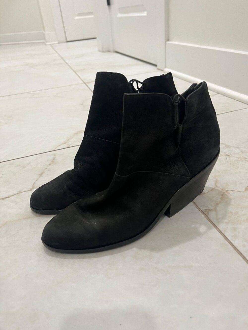 Eileen Fisher Black Nubuck Block Heel Ankle Booties Size 9.5 US